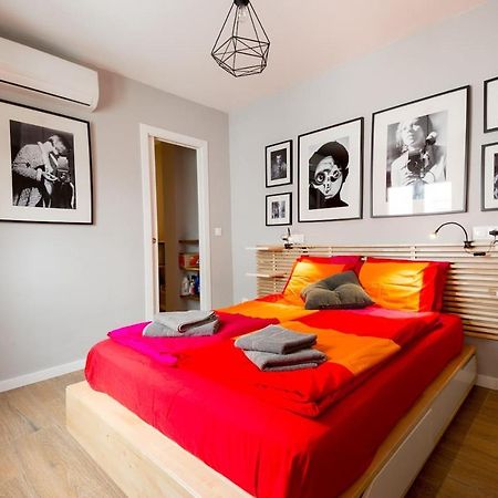 Armas 44 - Apartamento De 2 Dormitorios, Moderno Y Centrico, Sin Ascensor Y Con Posibilidad De Garaje Saragoça Exterior foto